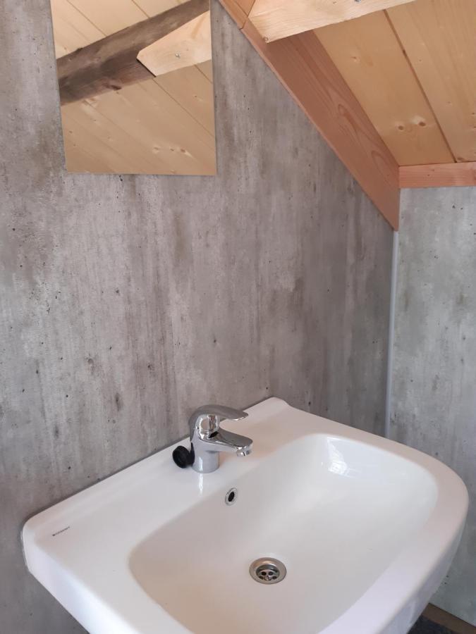 Natuurslaapkamer De Zaadeest Boskamer Lomm Dış mekan fotoğraf