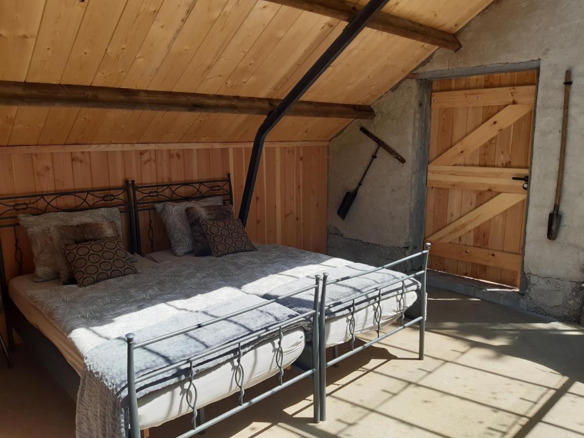 Natuurslaapkamer De Zaadeest Boskamer Lomm Dış mekan fotoğraf