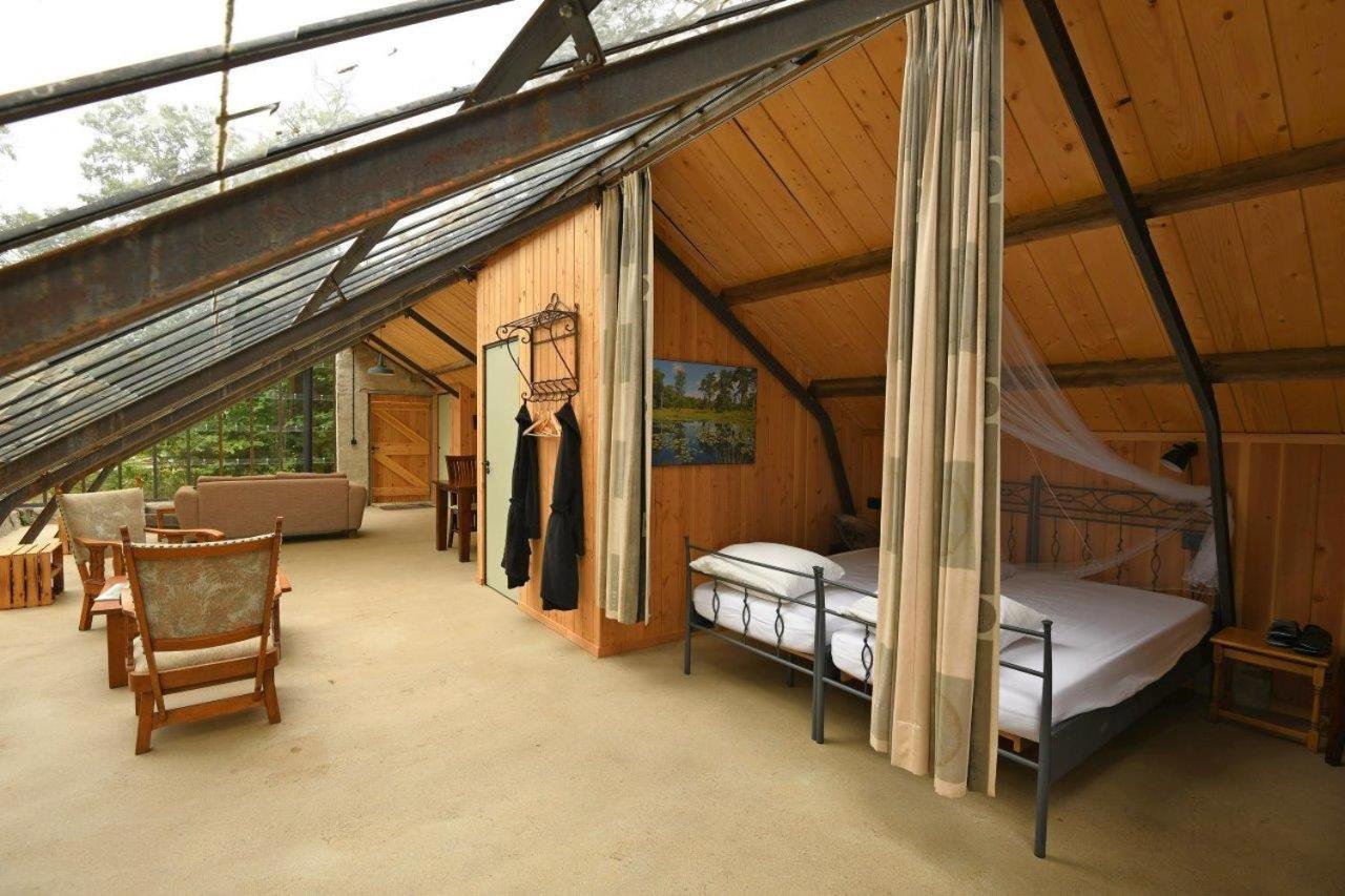 Natuurslaapkamer De Zaadeest Boskamer Lomm Dış mekan fotoğraf